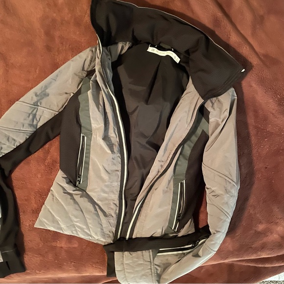 Blanc Noir brand women’s small athletic athleisure short jacket like new - Picture 3 of 13